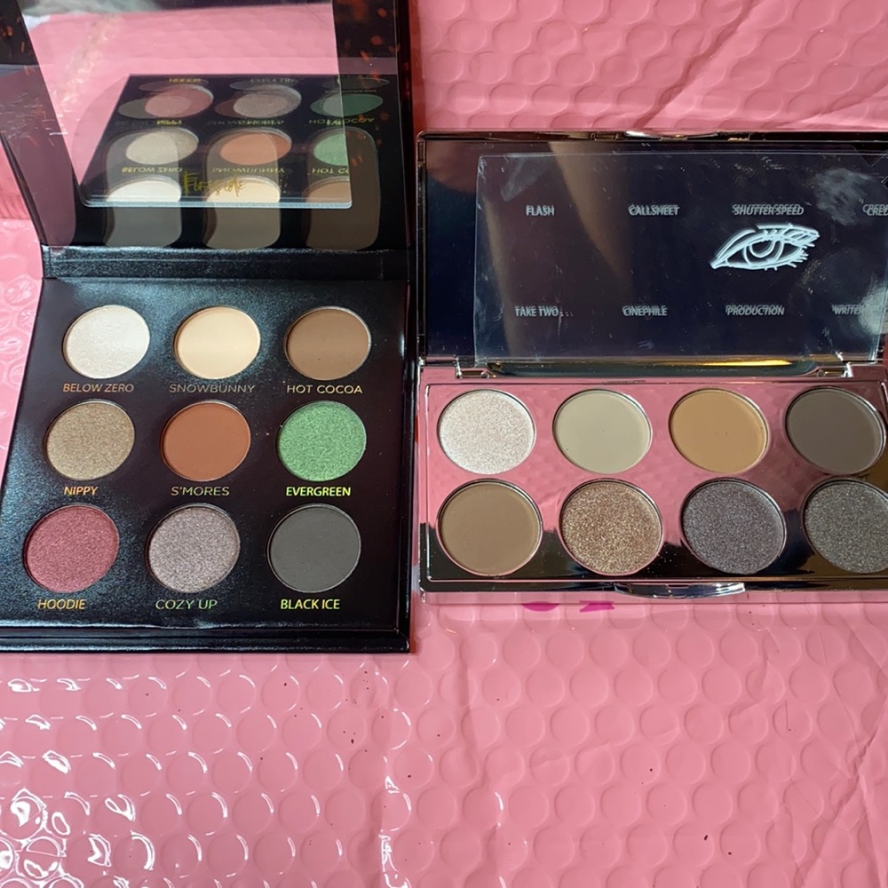 Eyeshadow palette